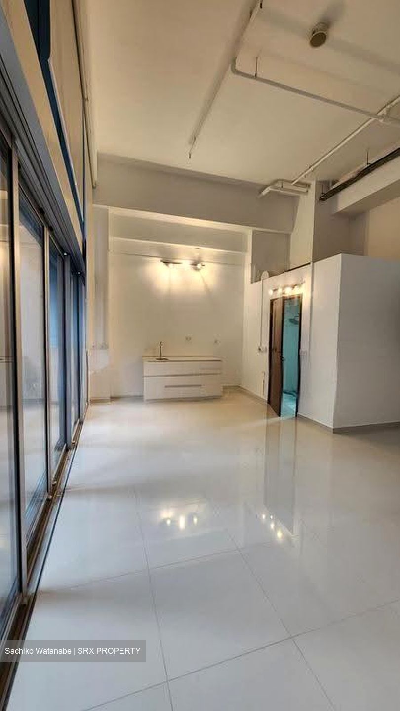 Eon Shenton (D2), Office #608441561